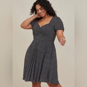 🌸3/$30🌸 Torrid Polka Dot Mini Challis Shirred-Front Skater Dress - 1x